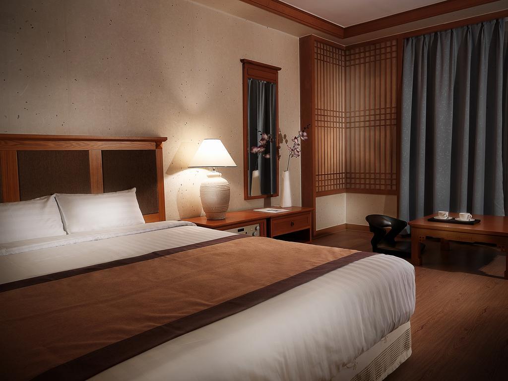 酒店 帕拉宫酒店 4*